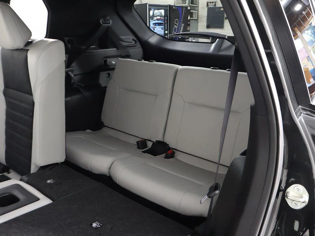 2025 Mitsubishi Outlander SE - Photo 37