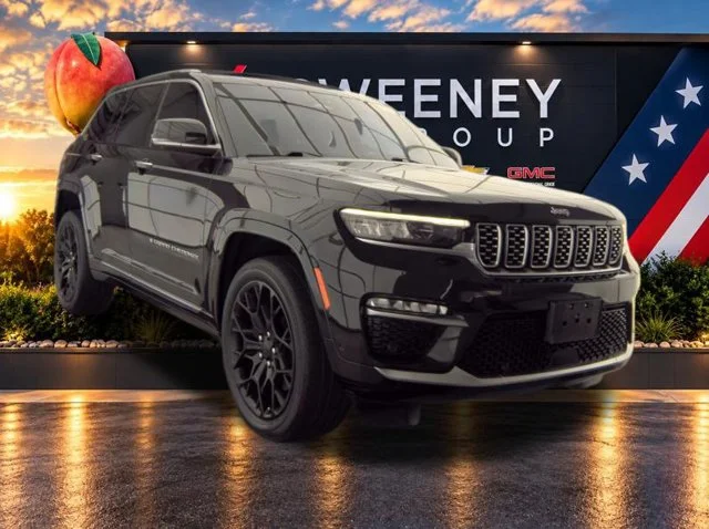 Used 2022 Black Jeep Summit Reserve image 5