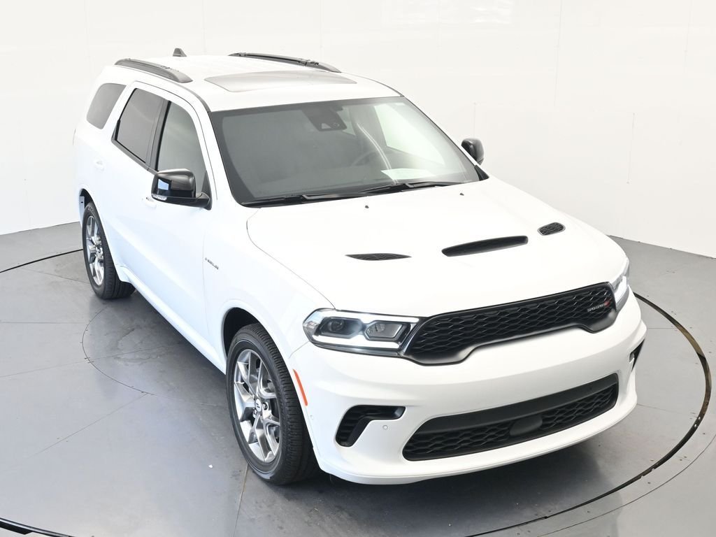 New 2026 White Knuckle Clear-Coat Exterior Paint Dodge GT Plus HEMI V8 image 25