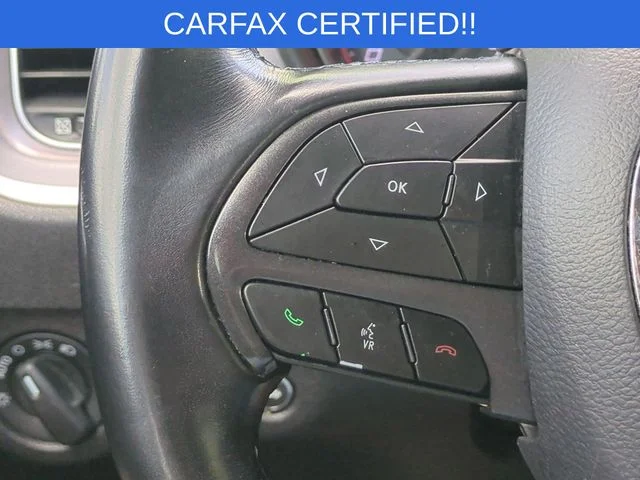 Used 2019 White Dodge SXT image 19