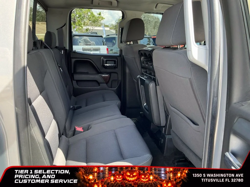 Used 2017 PEPPERDUST METALLIC GMC SLE image 15