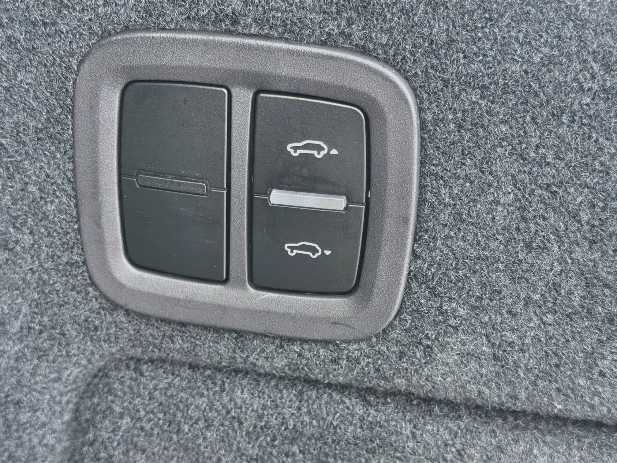 2026 Porsche Cayenne E-Hybrid - Photo 13