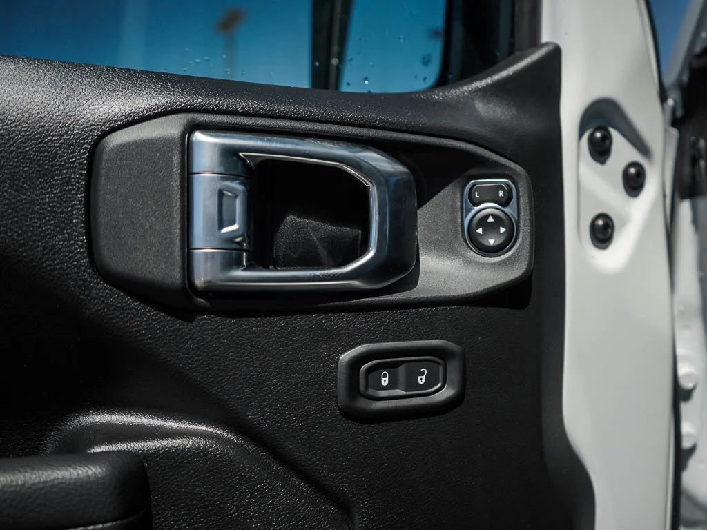 New 2026 Bright White Clearcoat Jeep Sport S image 18