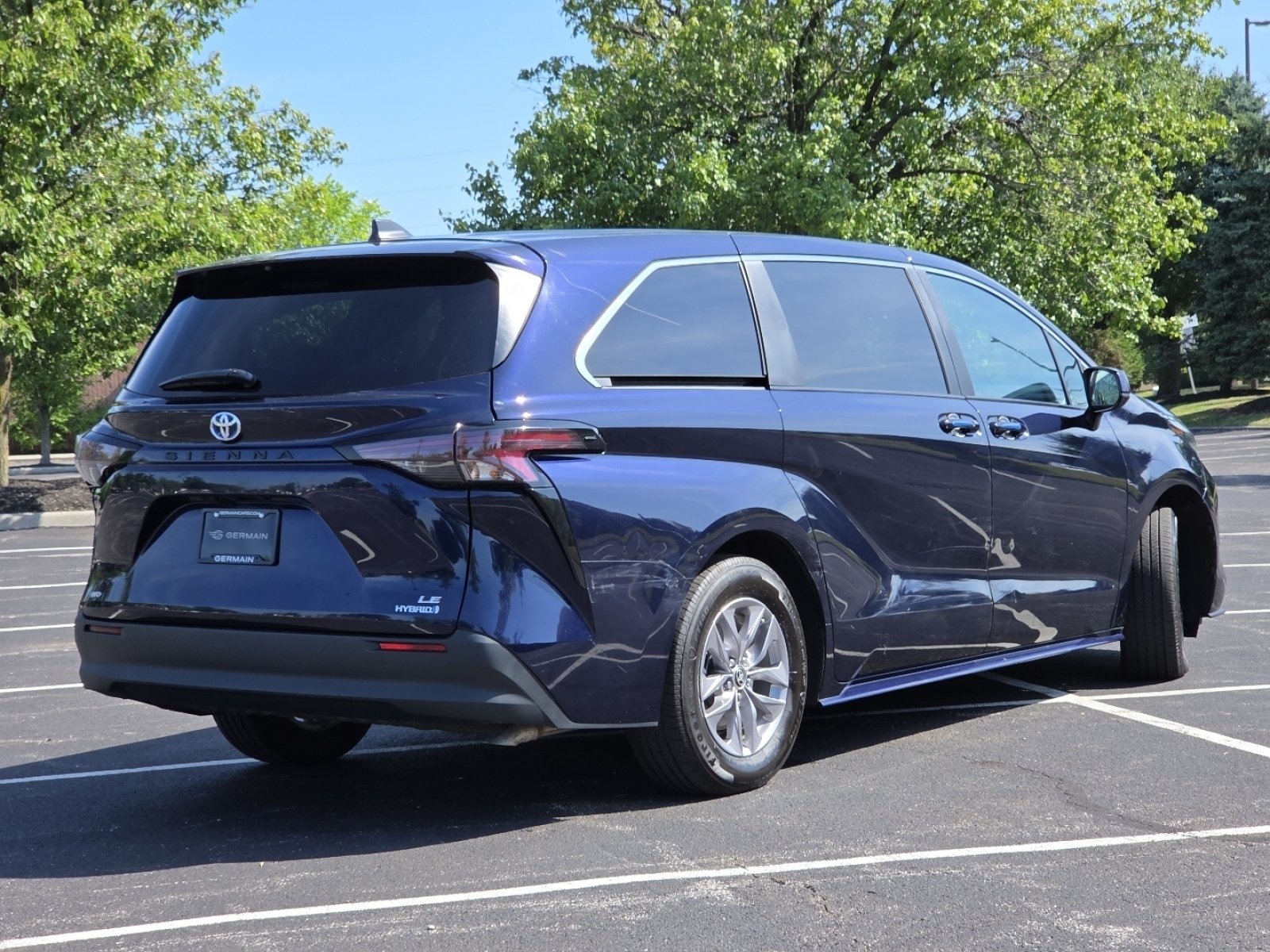 Used 2024 Gray Toyota Hybrid LE image 21