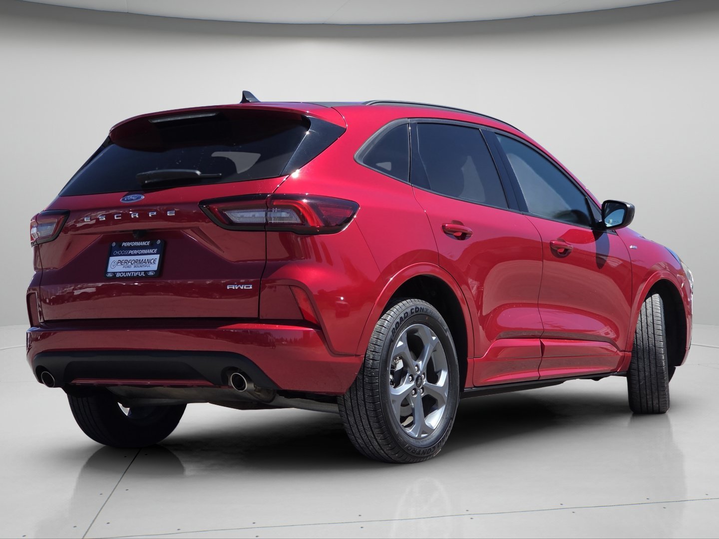 Used 2023 Rapid Red Metallic Tinted Clearcoat Ford ST-Line image 24