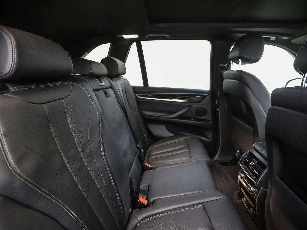 Used 2018 Space Gray Metallic BMW xDrive35i image 27