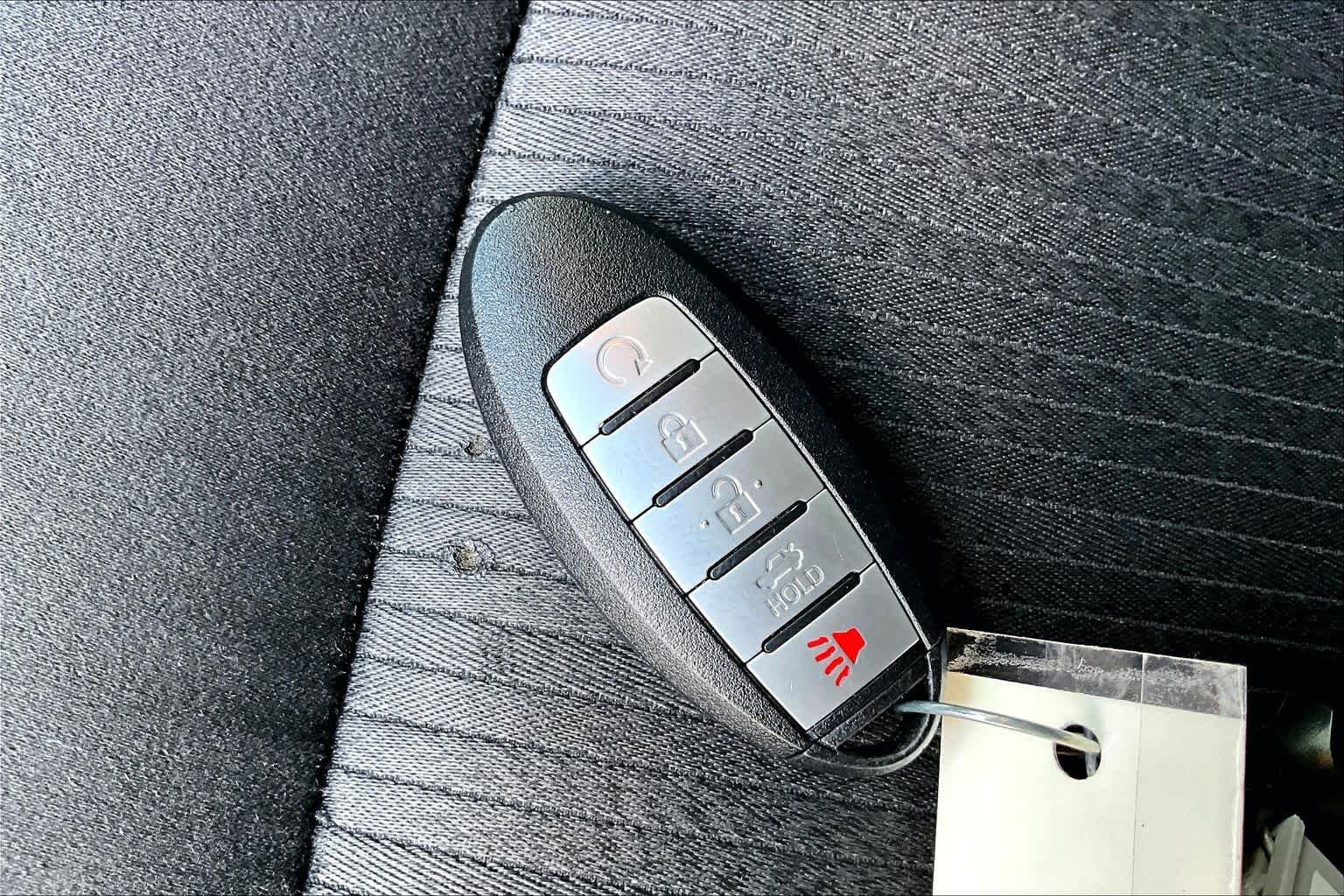 Used 2022 Scarlet Ember Tintcoat Nissan 2.5 SV image 29