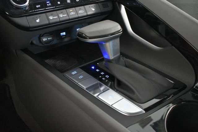 2025 Hyundai Elantra SEL - Photo 36