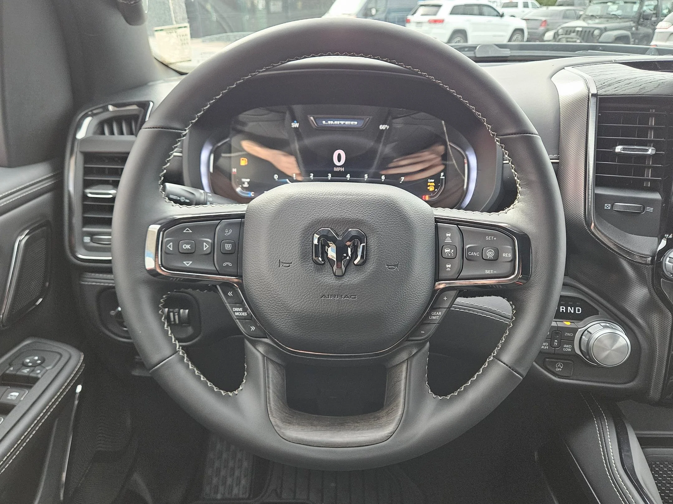 2026 RAM 1500 Limited - Photo 15