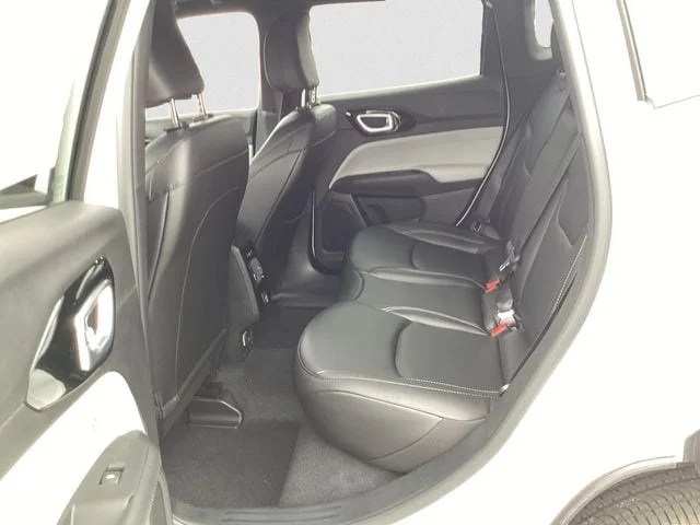 New 2026 Bright White Clearcoat Jeep LIMITED 4X4 image 14