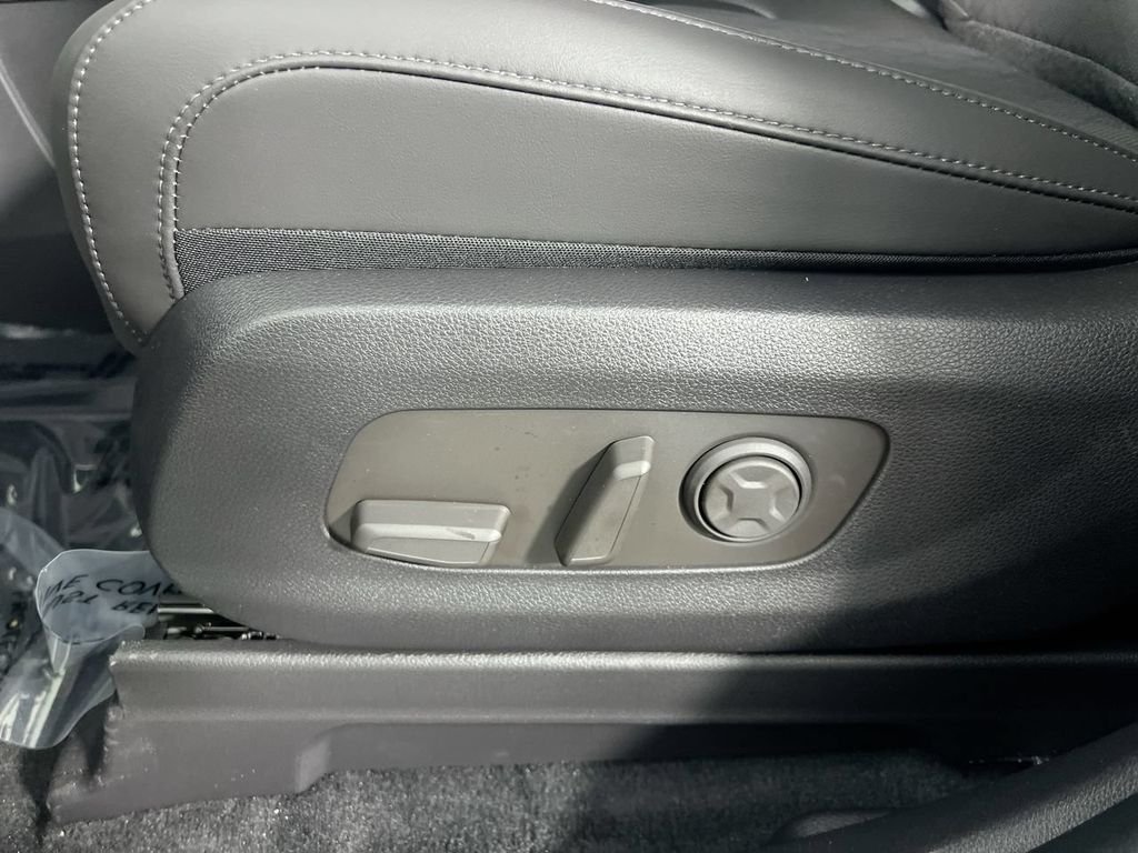 Certified Used 2026 White Kia EX image 13