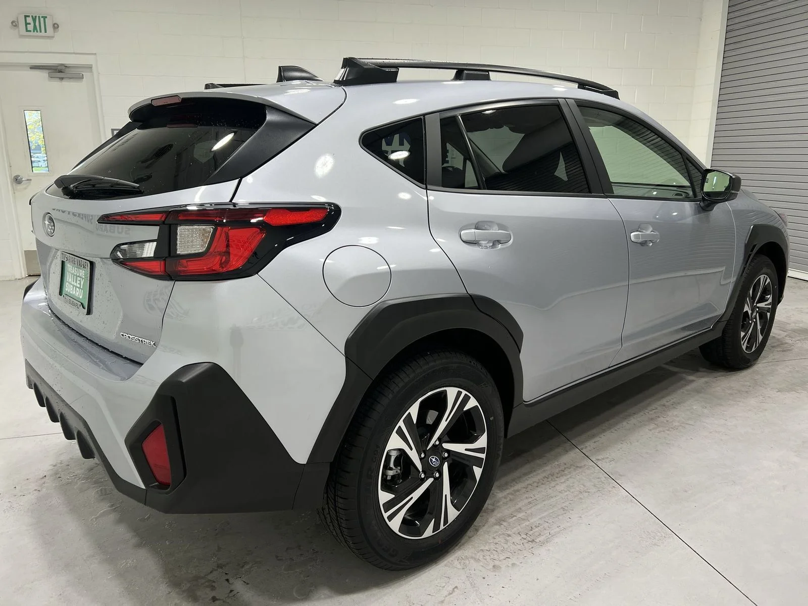 2025 Subaru Crosstrek Premium - Photo 8