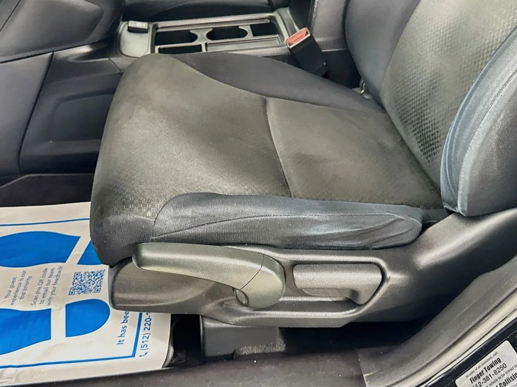 Used 2015 Black Honda LX image 22