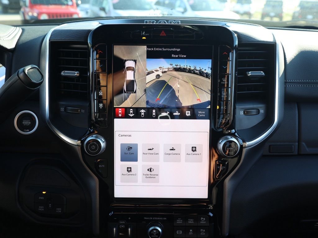 New 2026 Diamond Black Crystal Pearl-Coat Exterior Paint RAM Laramie image 28