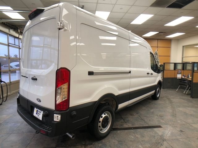 New 2026 Oxford White Ford Cargo Van image 7