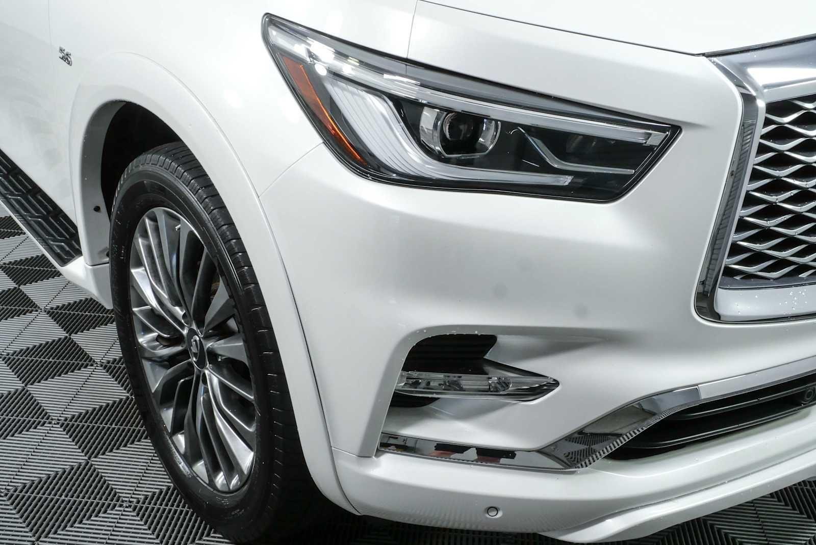 Used 2020 Moonstone White INFINITI LUXE image 39