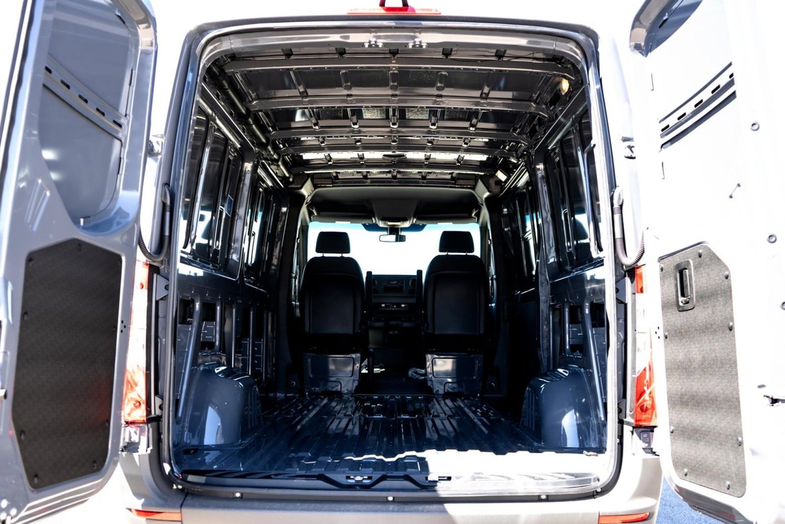 2025 Mercedes-Benz Sprinter Cargo Van Base - Photo 9