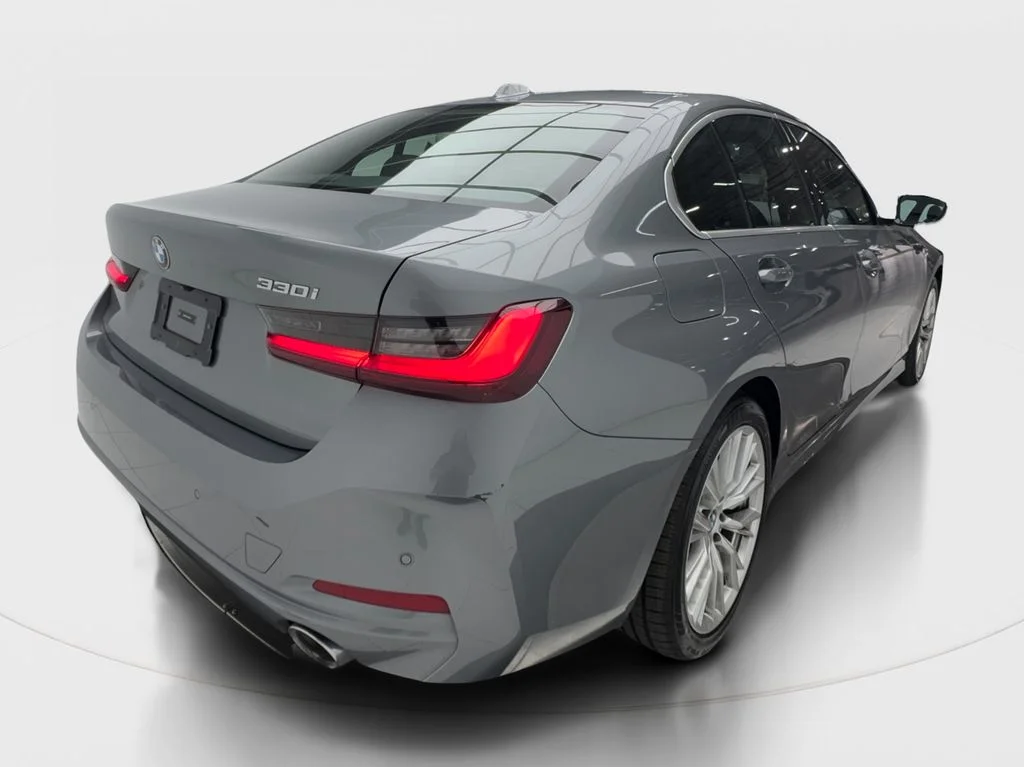 Used 2024 Gray BMW 330i image 7