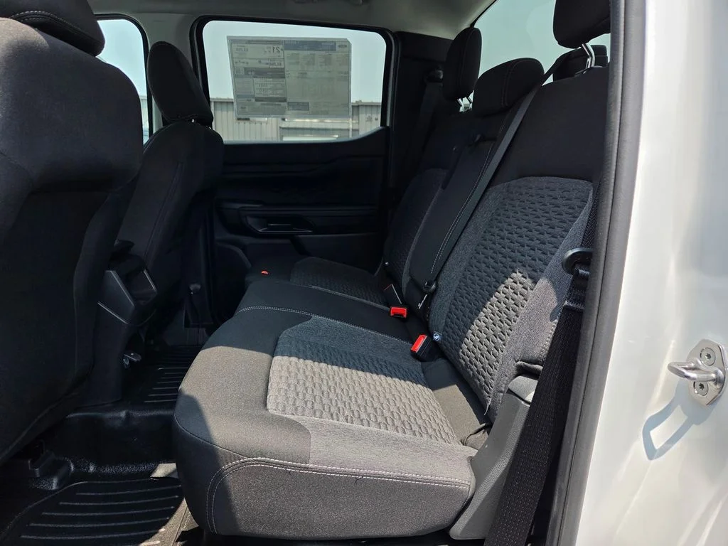 New 2026 Oxford White Ford XL image 15