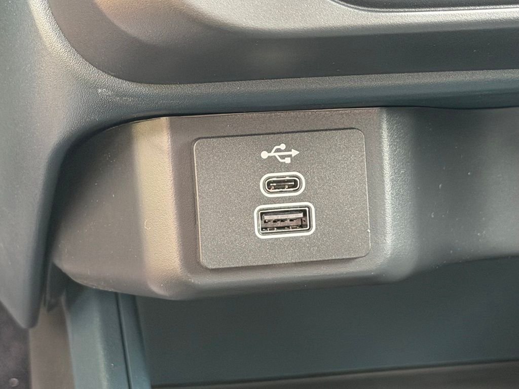 New 2026 Carbonized Gray Metallic Ford XL image 11