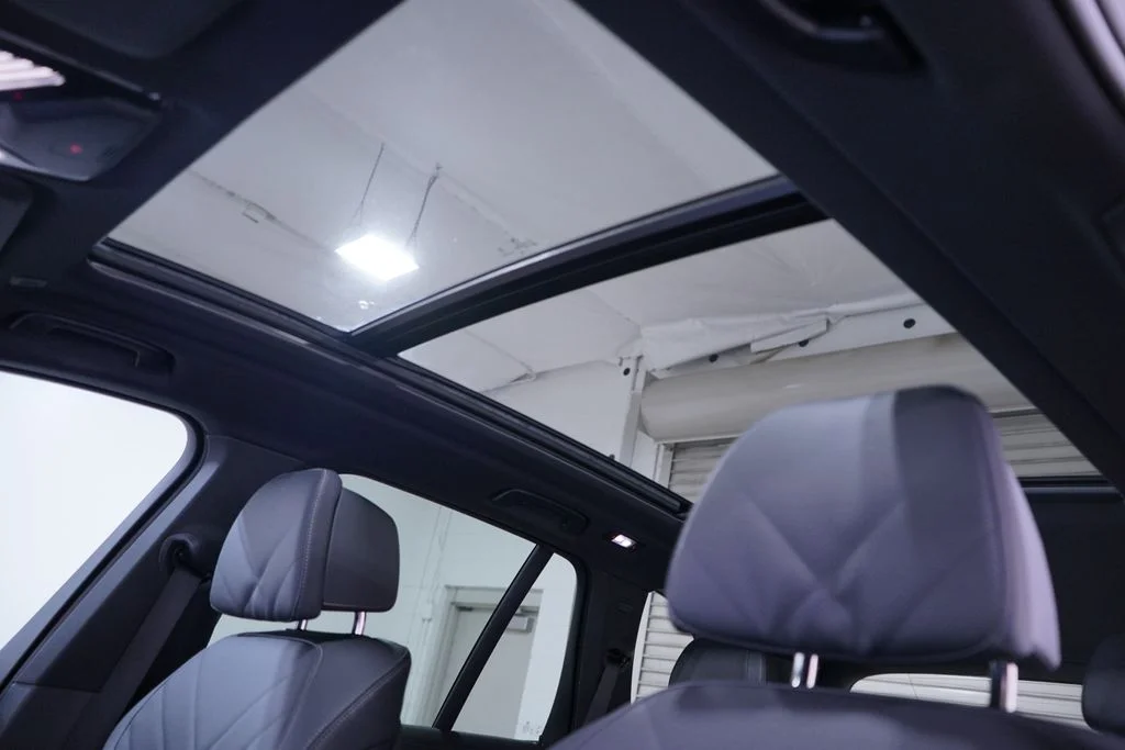 Used 2026 Gray Metallic BMW xDrive50e image 19