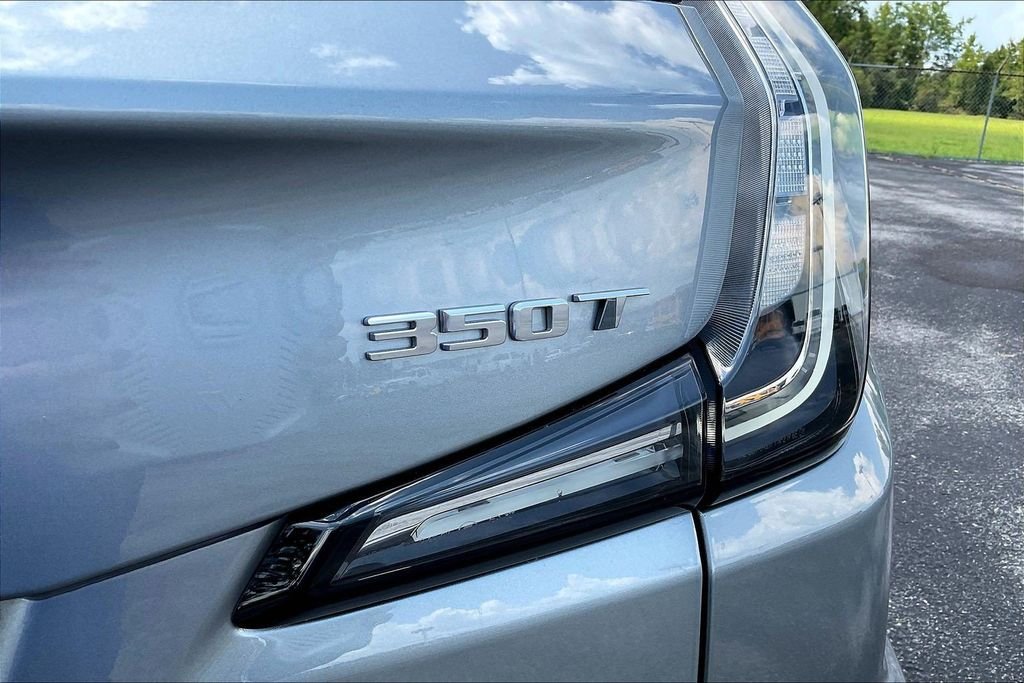 Used 2025 Silver Cadillac Sport image 27