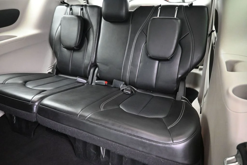 Certified Used 2023 White Chrysler Touring L image 17