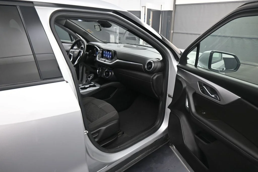 Used 2021 Silver Chevrolet LT image 42