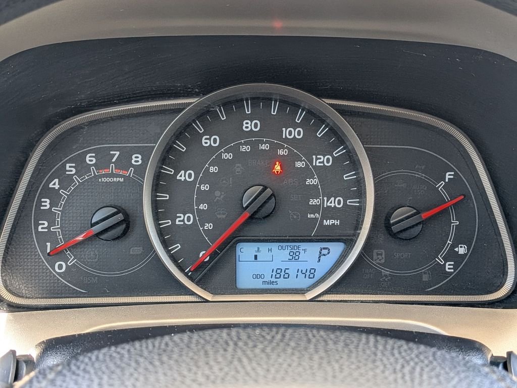 Used 2015 Blue Toyota LE image 19