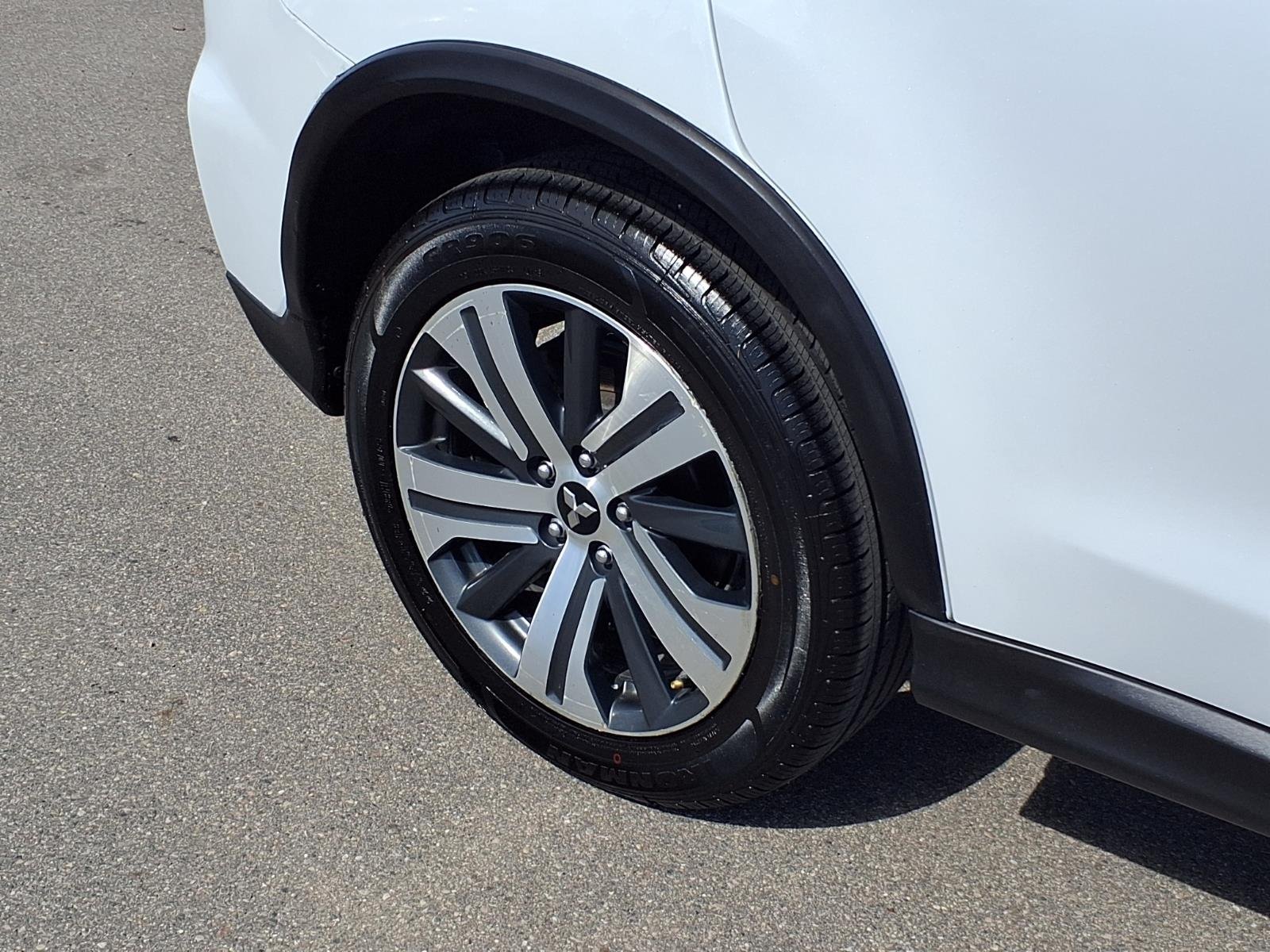 Used 2024  Mitsubishi S image 26