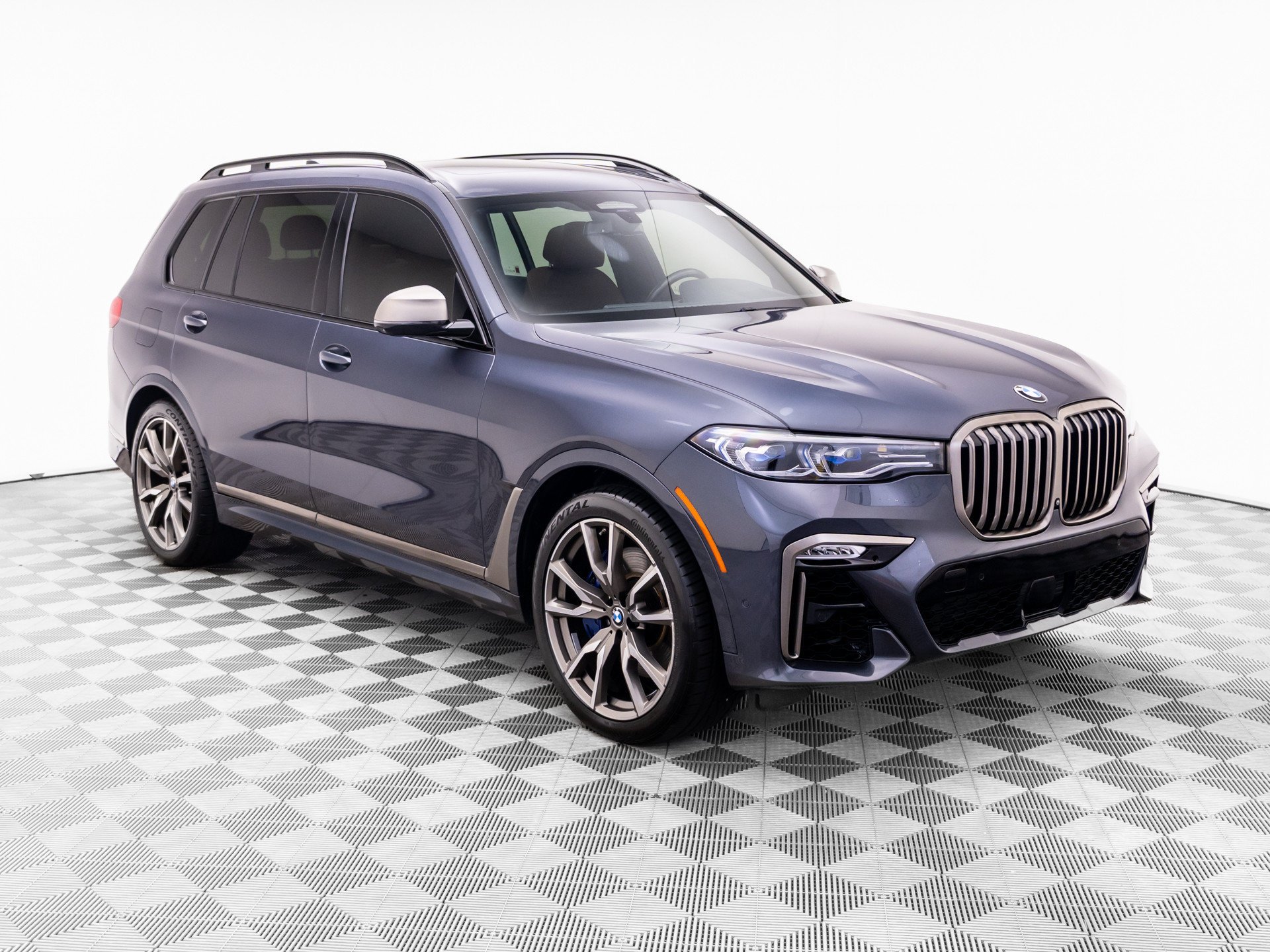 Used 2021 Arctic Grey Metallic BMW M50i image 9