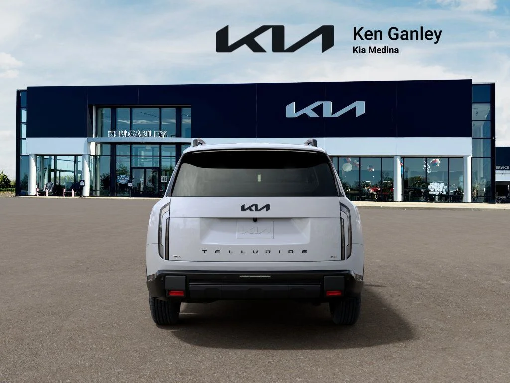 New 2027 Glacial White Pearl Kia X-LINE SX image 5