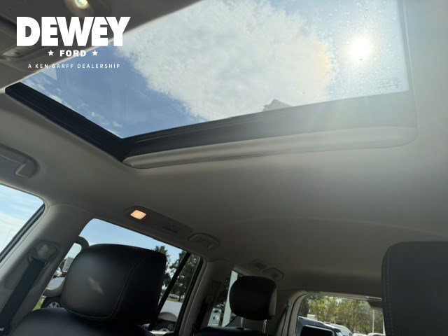 Certified Used 2022 Aspen White Nissan Platinum image 17