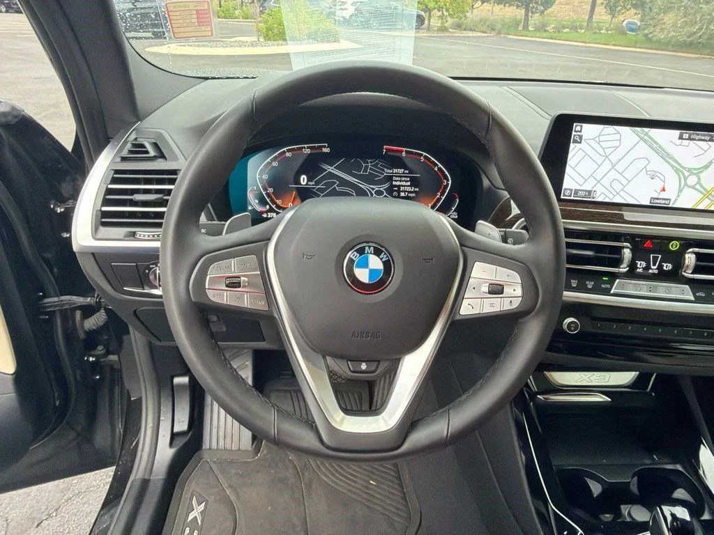 Used 2024 Black Sapphire Metallic BMW xDrive30i image 13