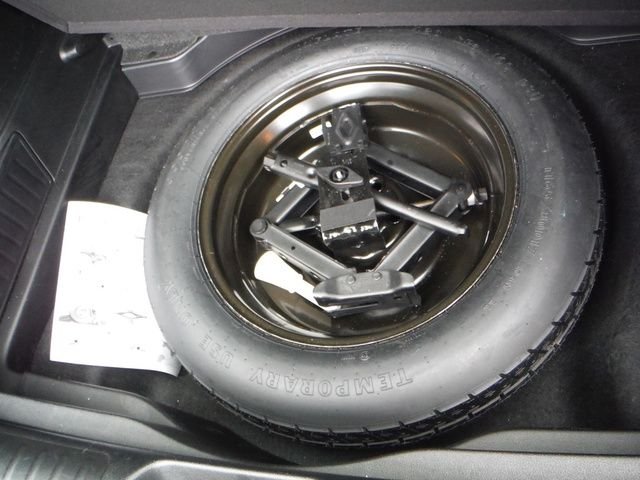 Used 2020 Silver Jeep Limited image 41