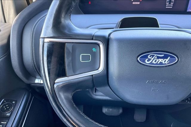 Used 2025 Agate Black Metallic Ford Platinum image 18