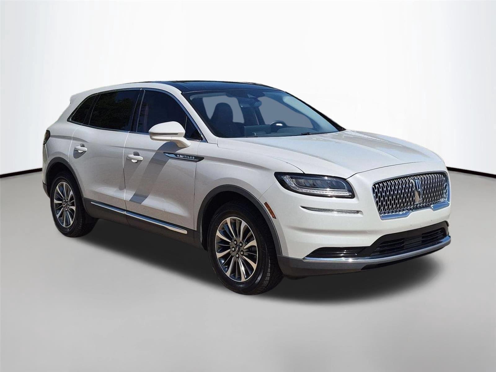 Used 2022 Ceramic Pearl Metallic Tinted Clearcoat Lincoln Reserve image 7
