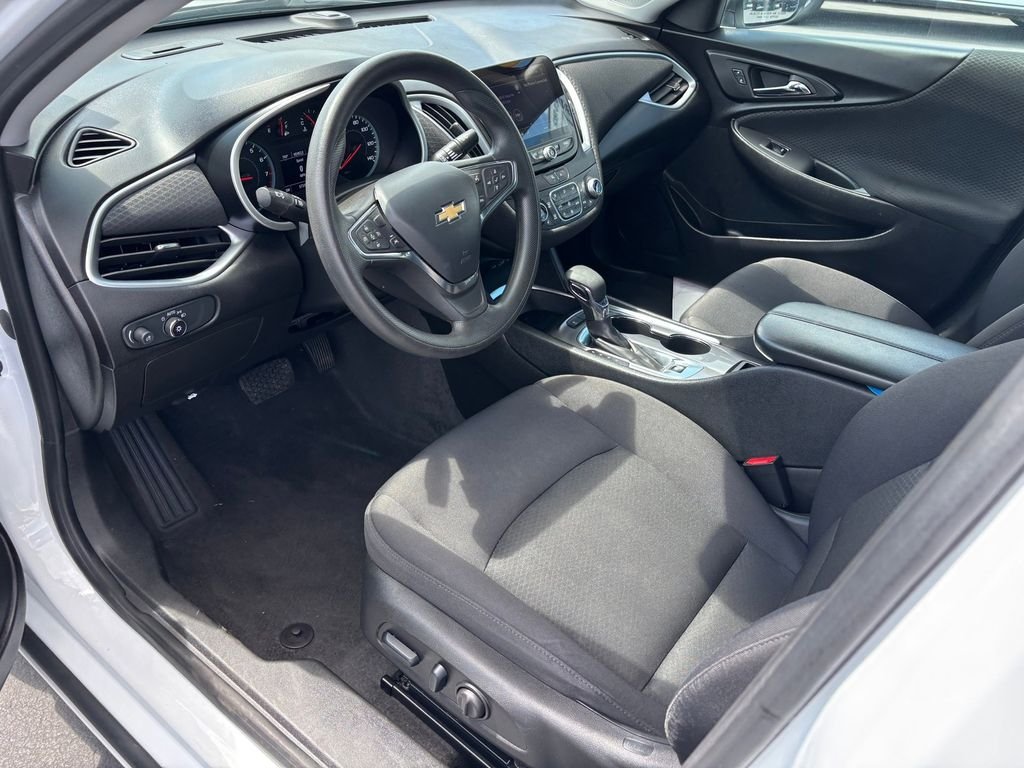2024 Chevrolet Malibu 1LT - Photo 8