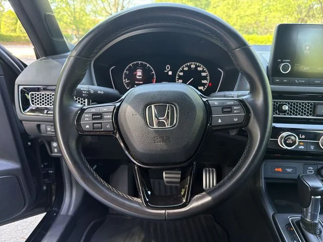 Used 2024  Honda Sport image 14