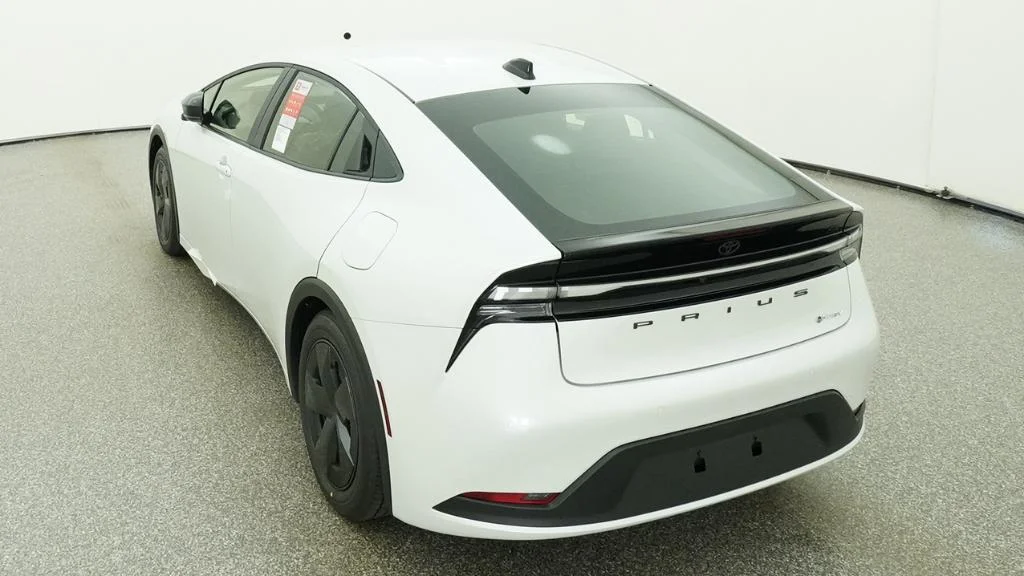 New 2026 Wind Chill Pearl Toyota SE image 17