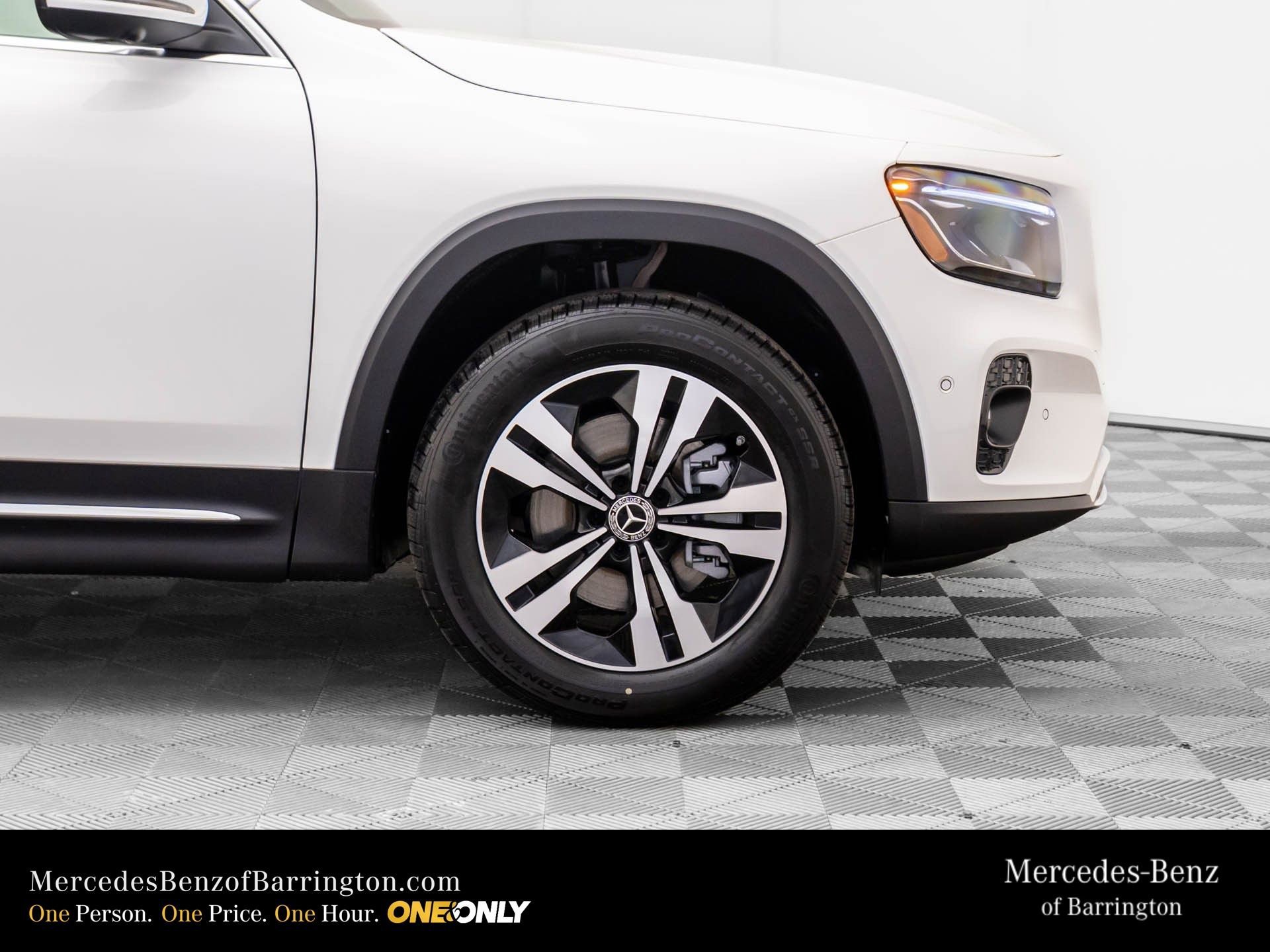New 2026 Polar White Mercedes-Benz GLB 250 image 75
