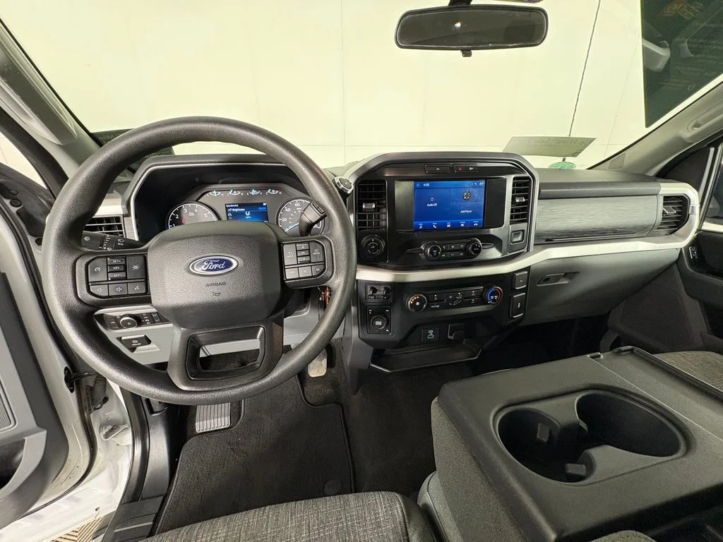 Certified Used 2022  Ford XLT image 9