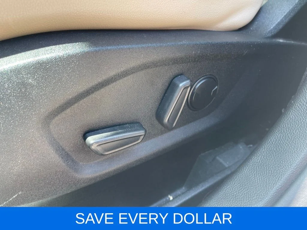 Used 2021 White Ford Titanium image 19