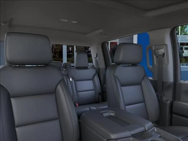 New 2026 Summit White Chevrolet WT image 24