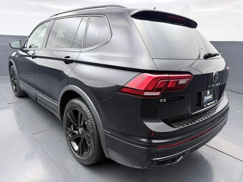 Used 2023 Black Volkswagen SE R-Line Black 4MOTION Sport Utility 4D image 5