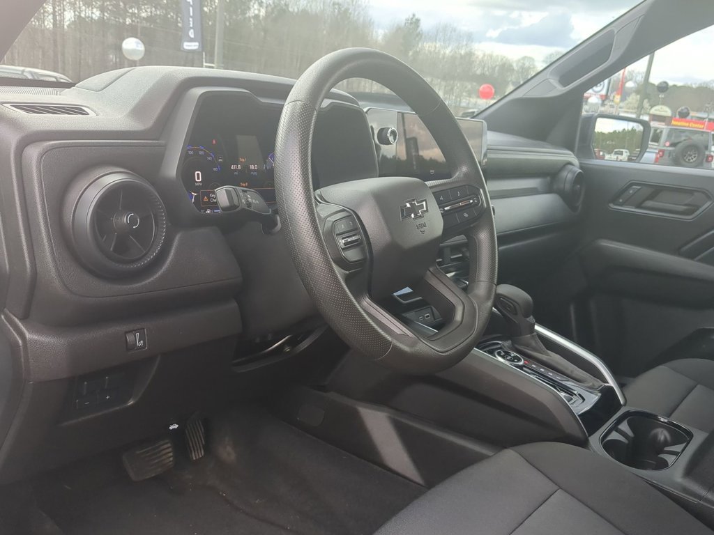 Used 2024 Summit White Chevrolet 4WD Trail Boss image 13