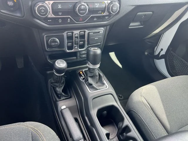 Used 2024 White Jeep Sport S image 16