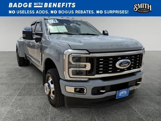Pre-Owned 2024 Ford F-350 Limited