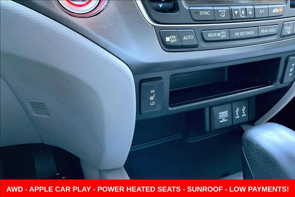 Used 2016  Honda EX-L image 17