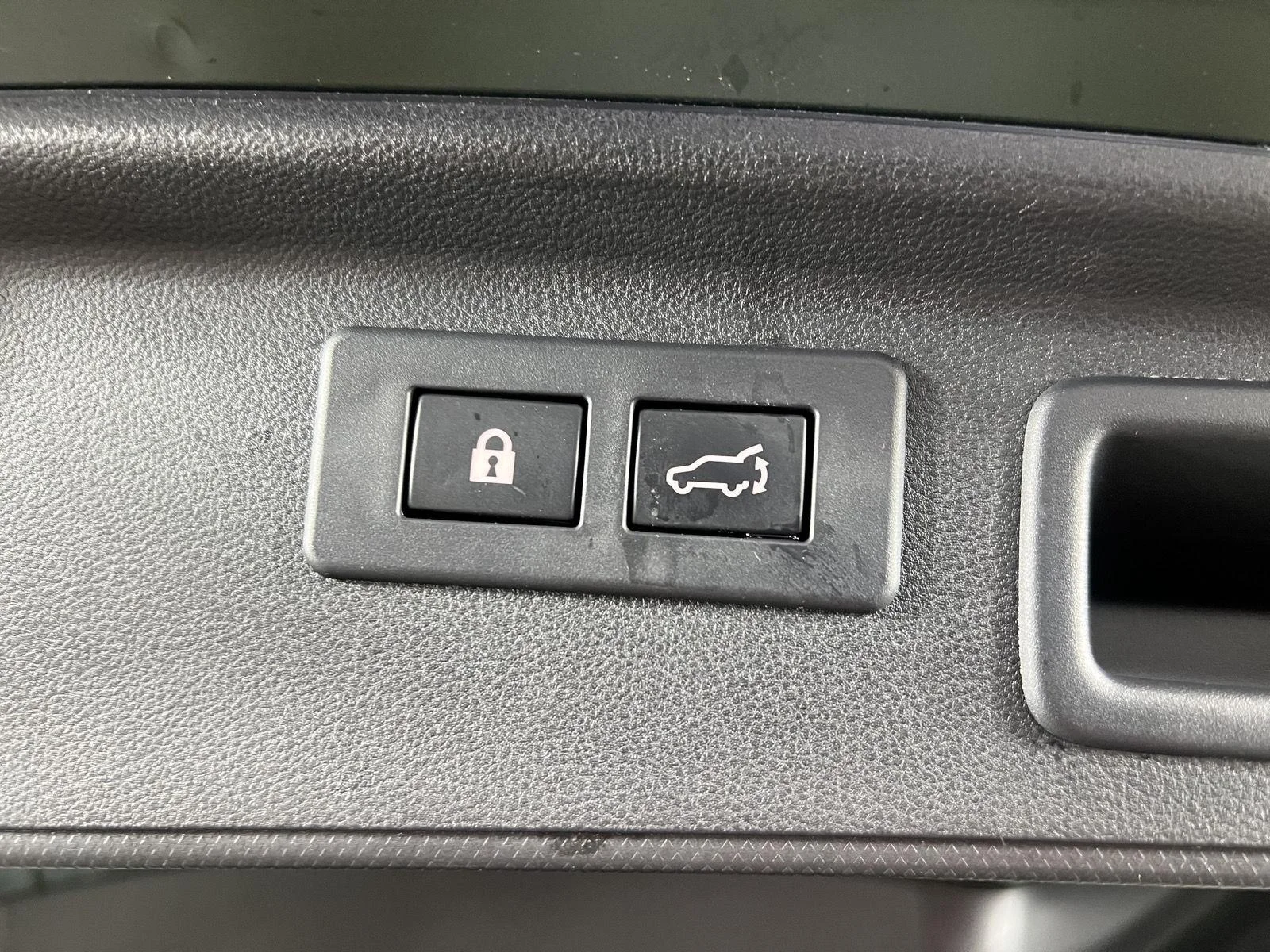 Used 2023 Cascade Green Silica Subaru Touring image 31